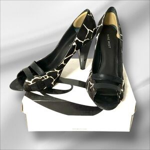 Nine West Animal Print Heels Black Brown SZ 9M Calf Hair Peep Toe Women Feminine